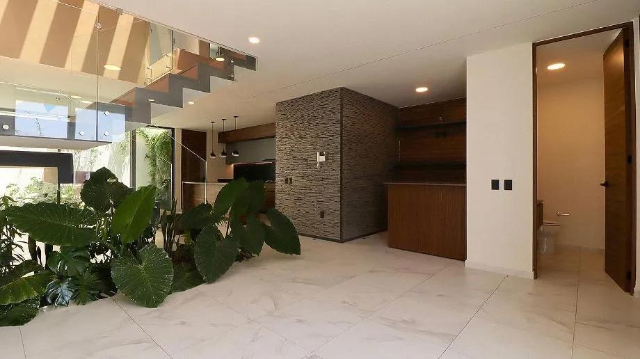 secondary property images 0