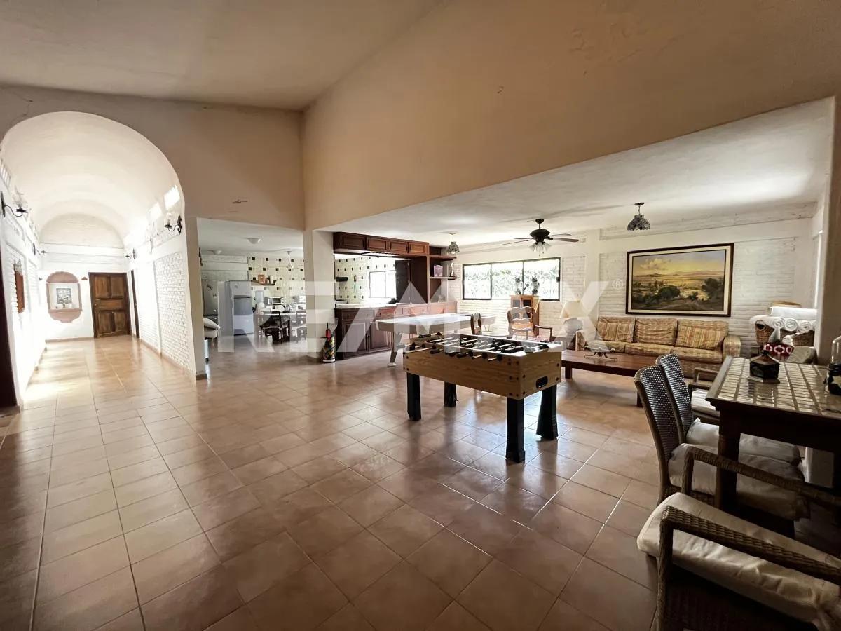 secondary property images 0