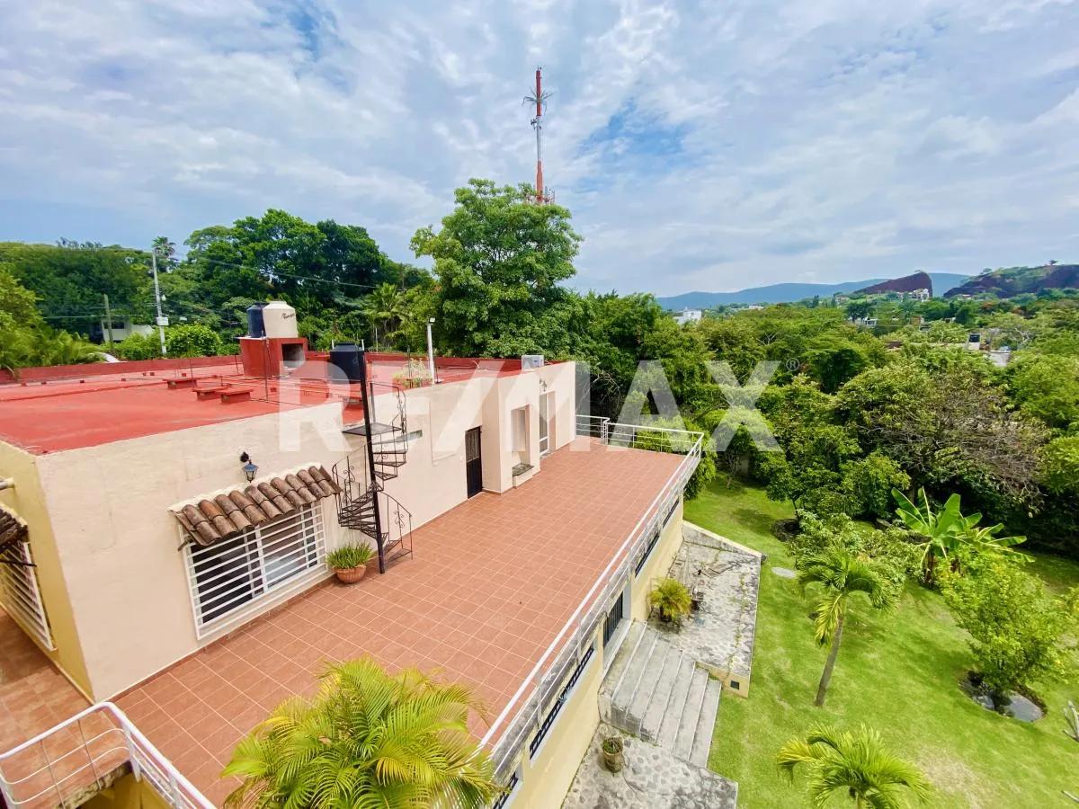 main property photo