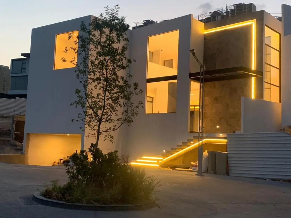 secondary property images 0