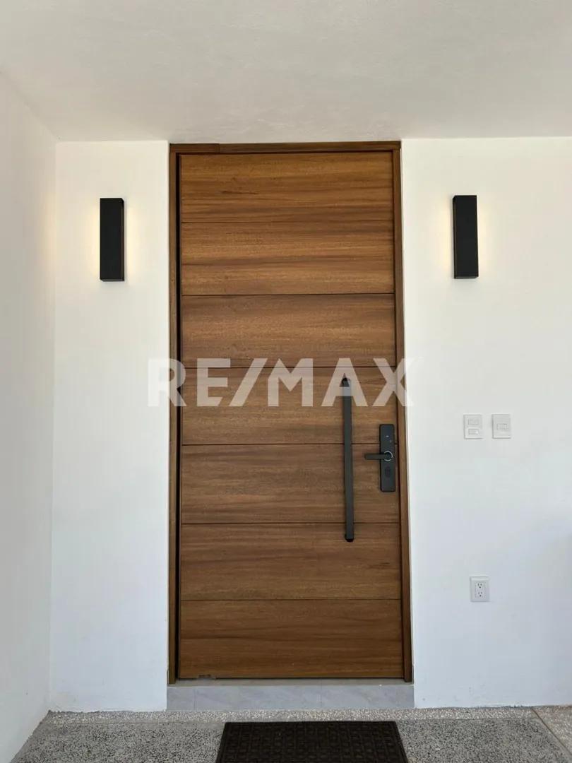 secondary property images 0