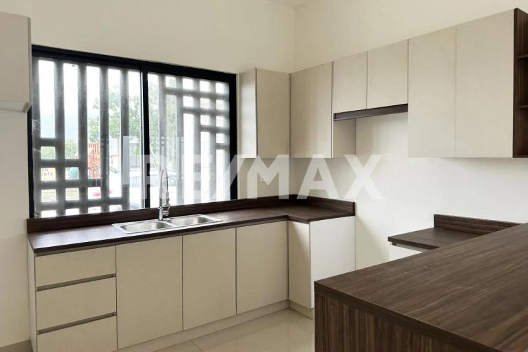 Property Image Property Image