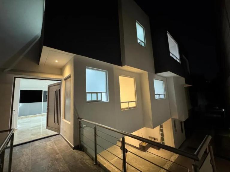 Property Image Property Image