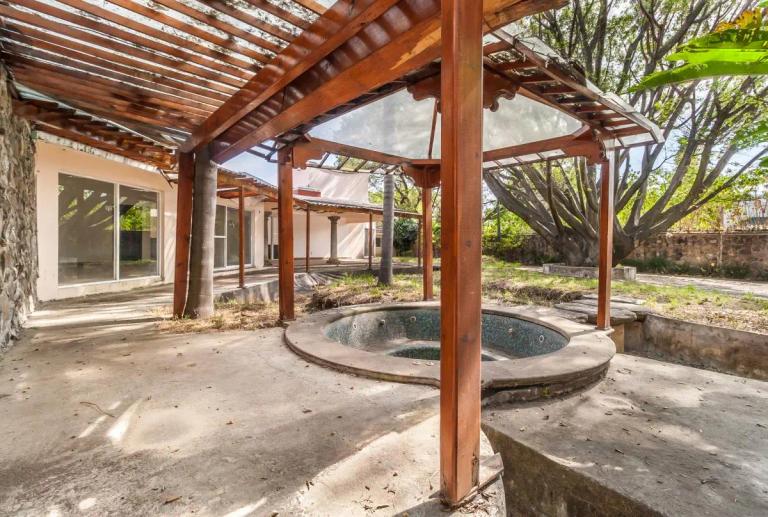 Property Image Property Image