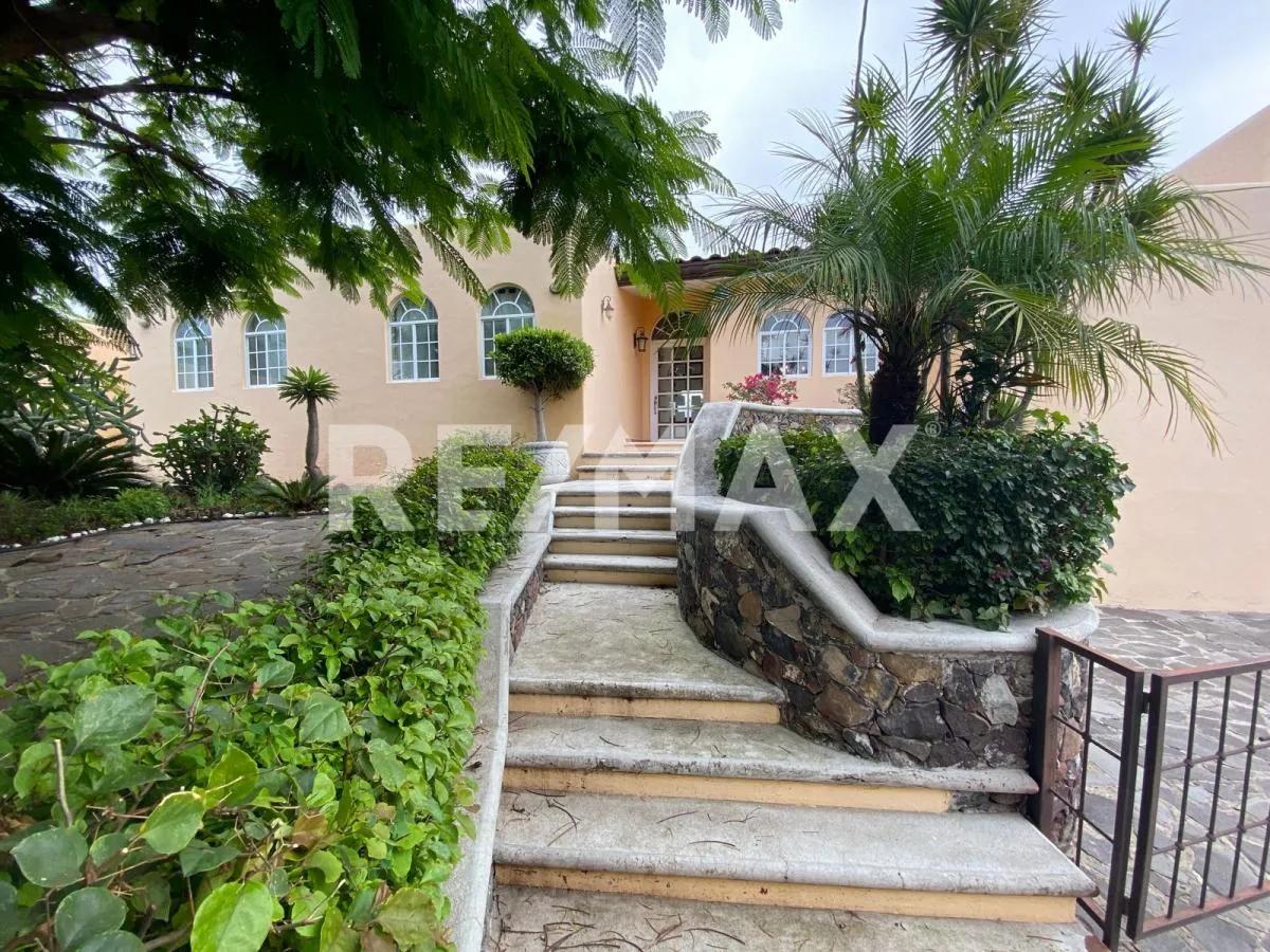 secondary property images 0