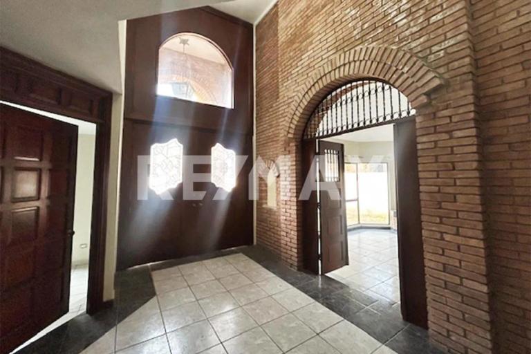 Property Image Property Image