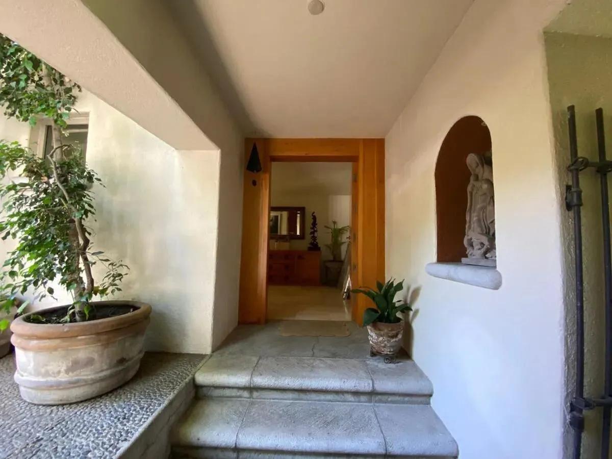 secondary property images 3