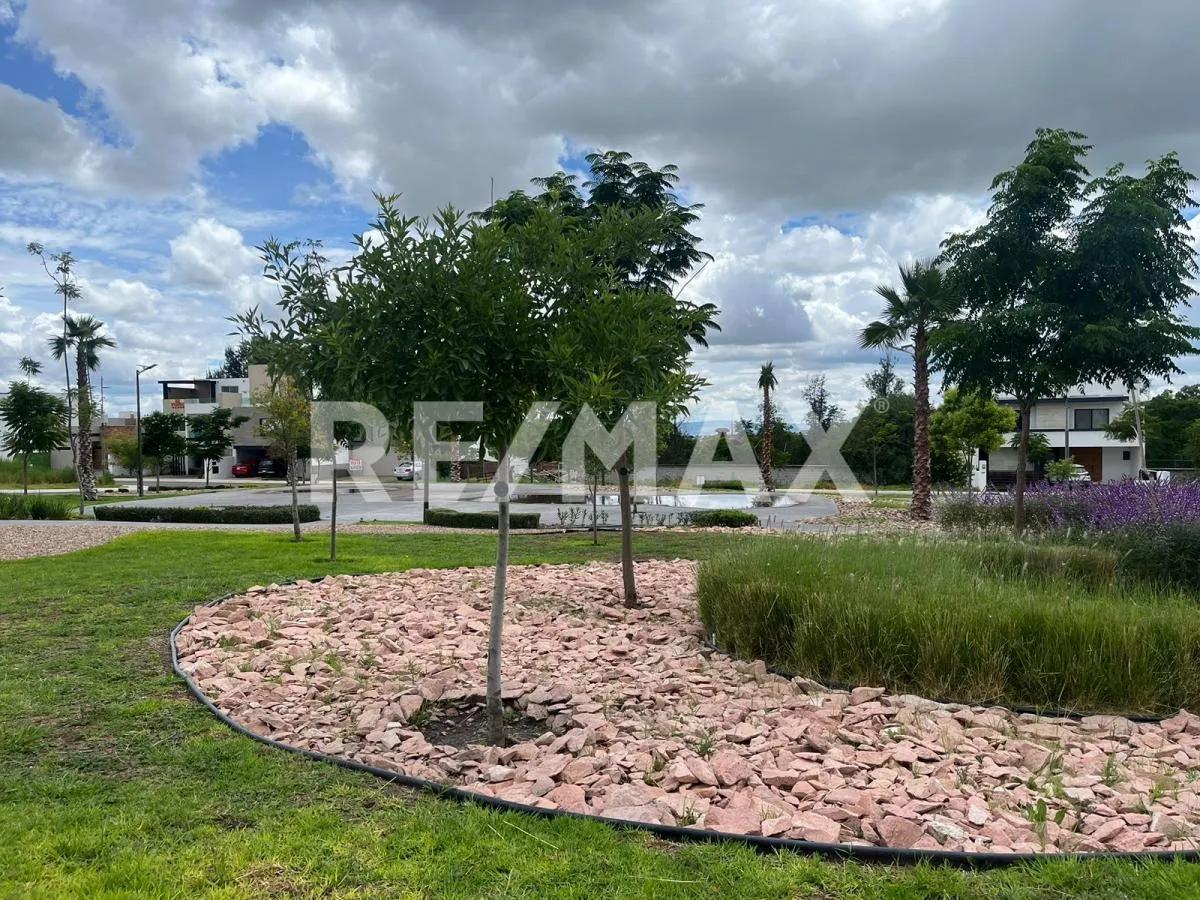 secondary property images 0