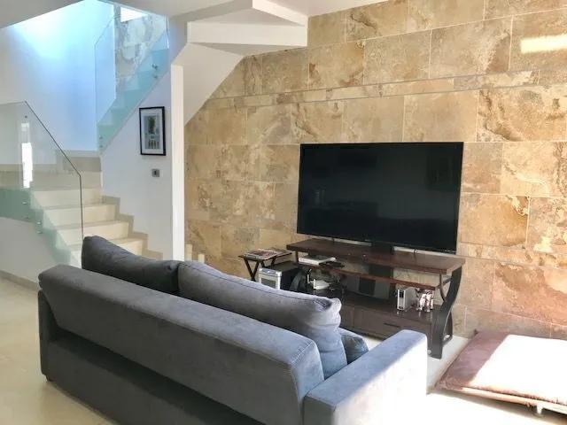 secondary property images 0