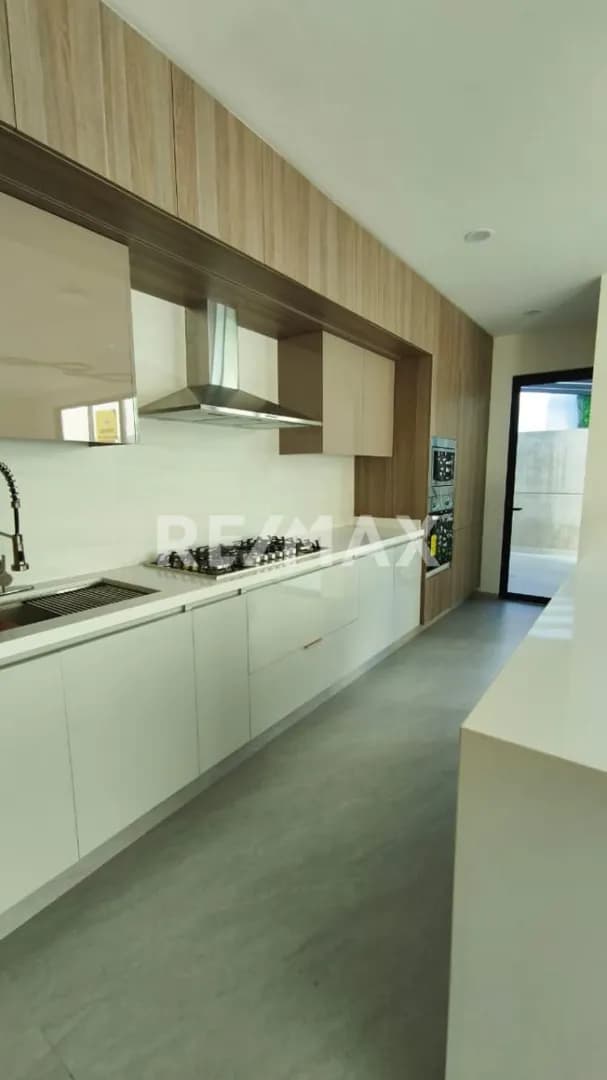 Property Image Property Image