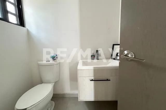 secondary property images 2