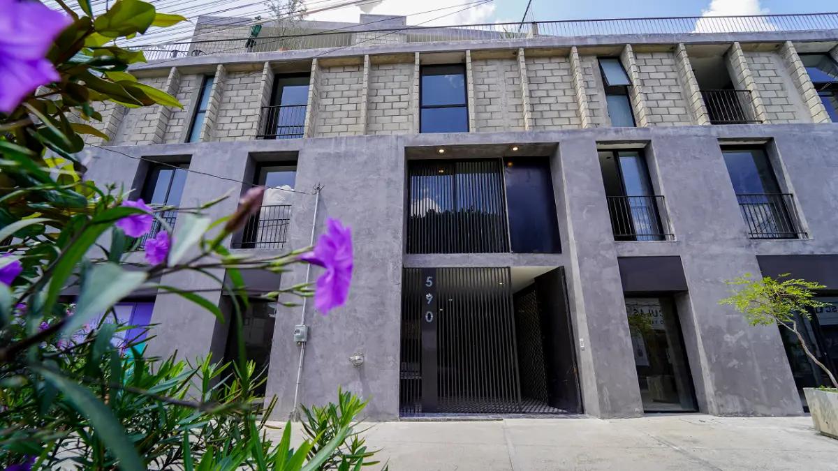 secondary property images 0