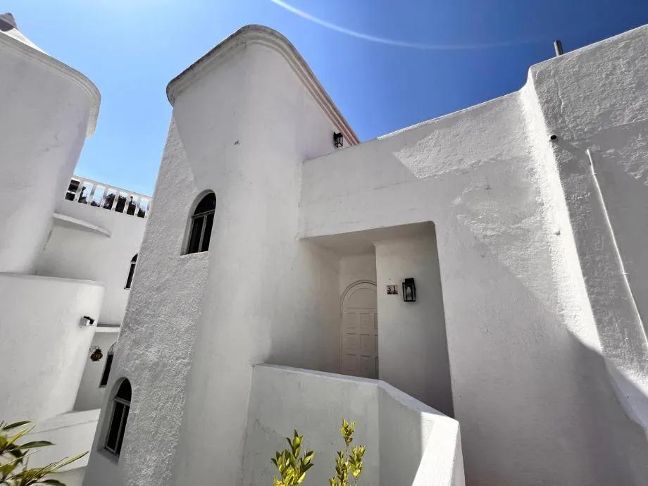 main property photo