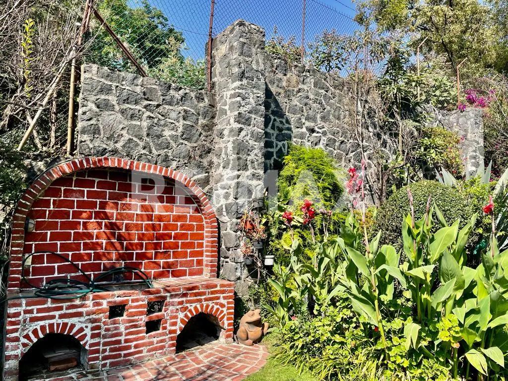 secondary property images 0