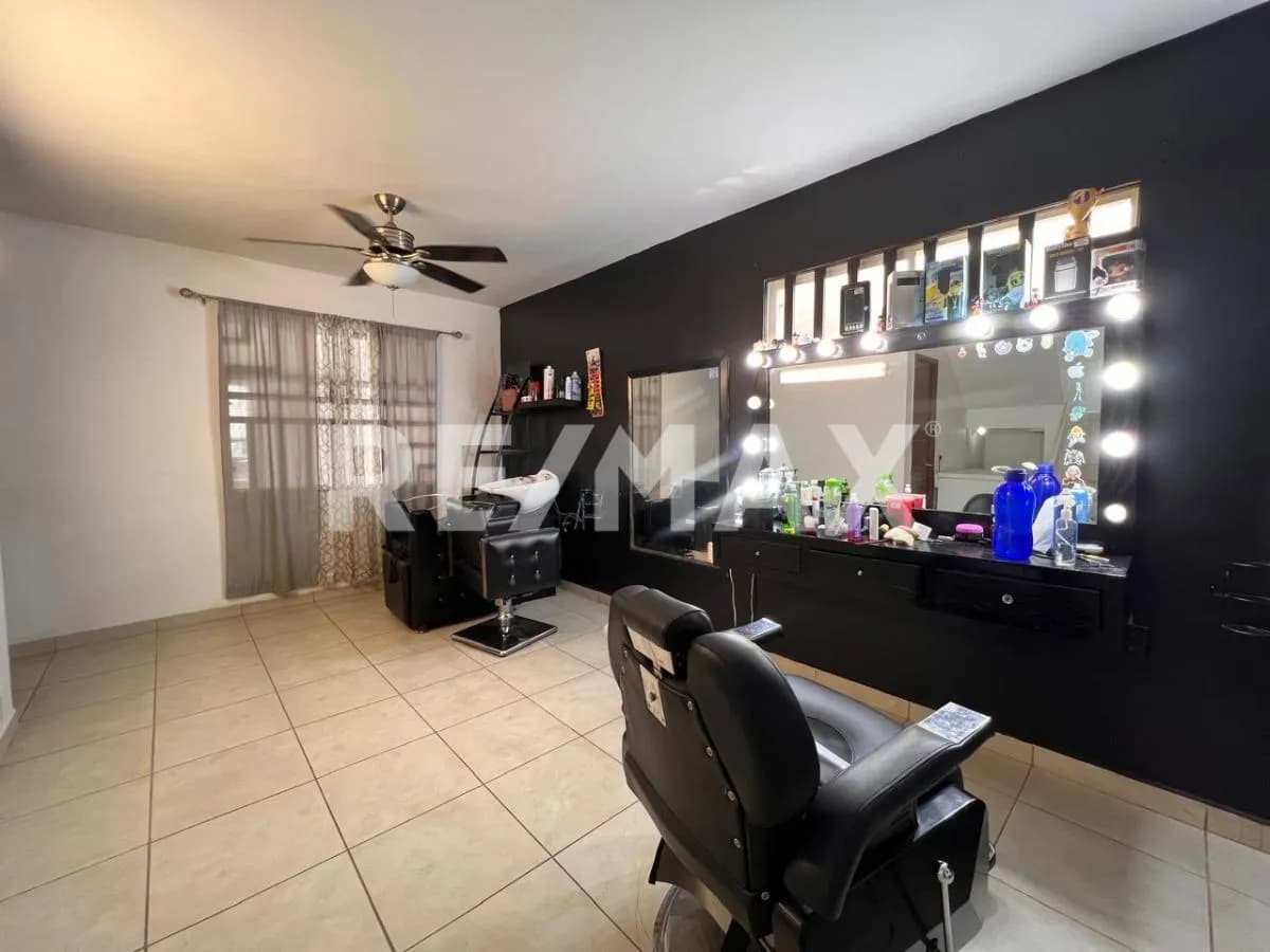 secondary property images 2