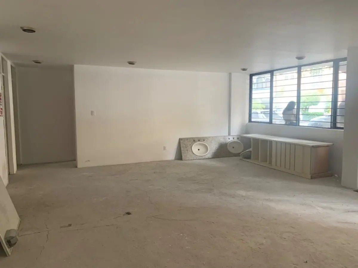 main property photo