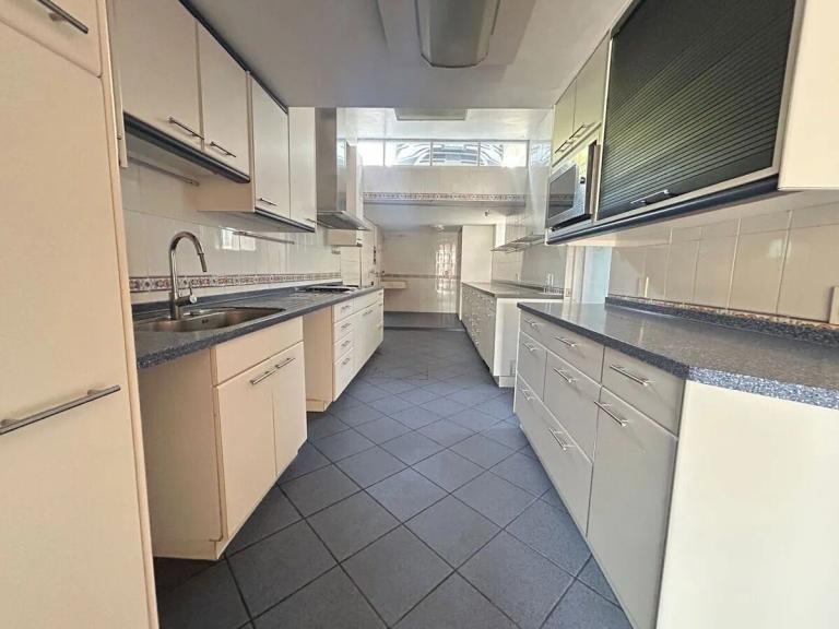 Property Image Property Image