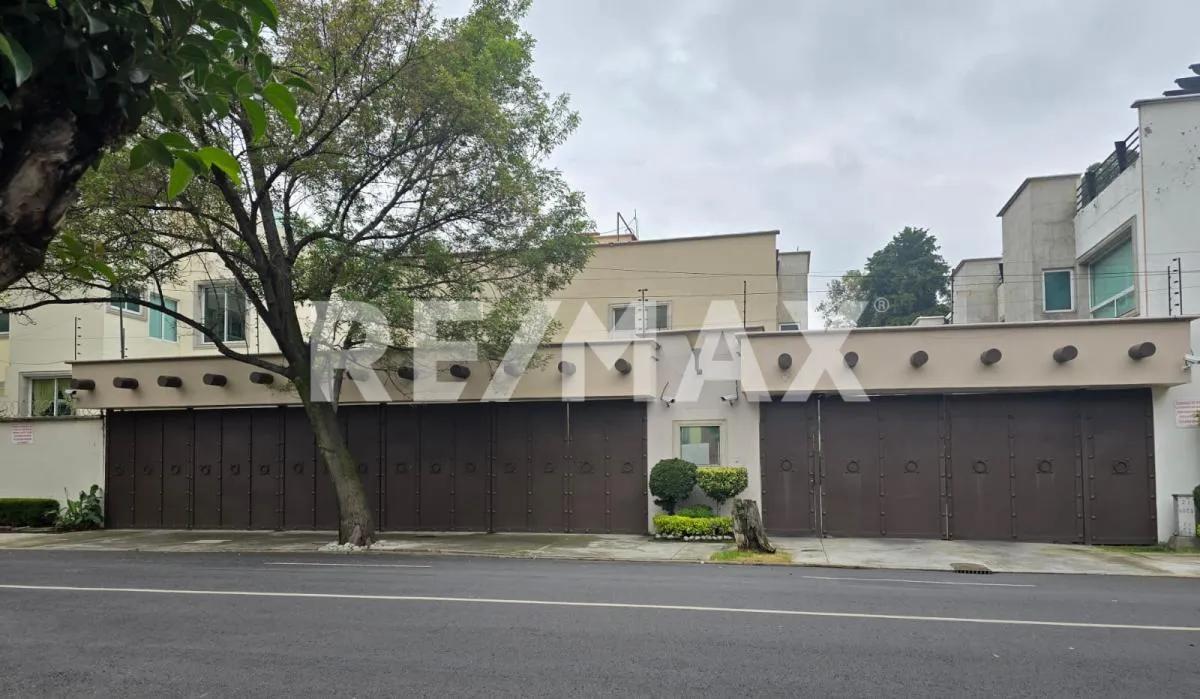 main property photo