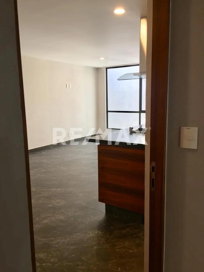 main property photo