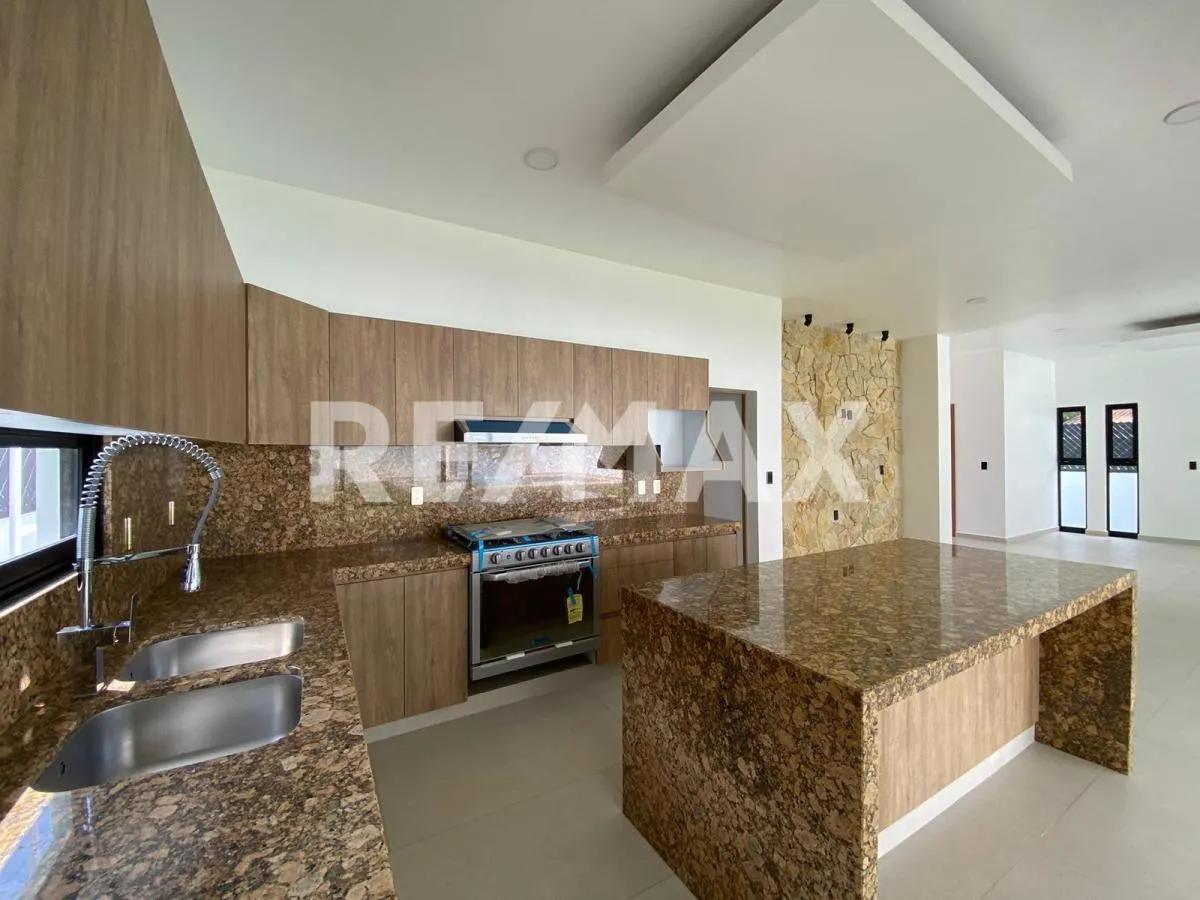 secondary property images 0