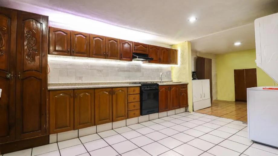 secondary property images 1