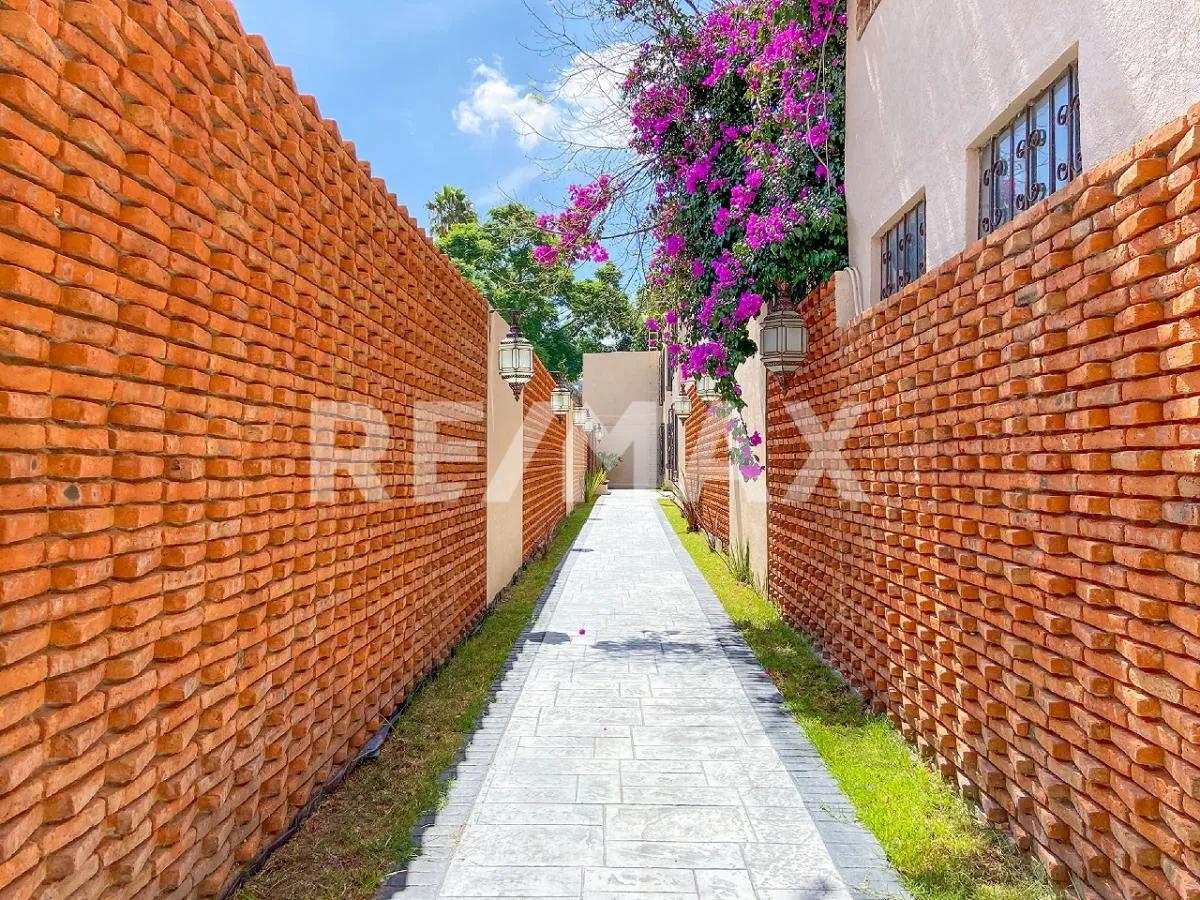 secondary property images 0