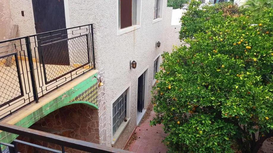 secondary property images 0