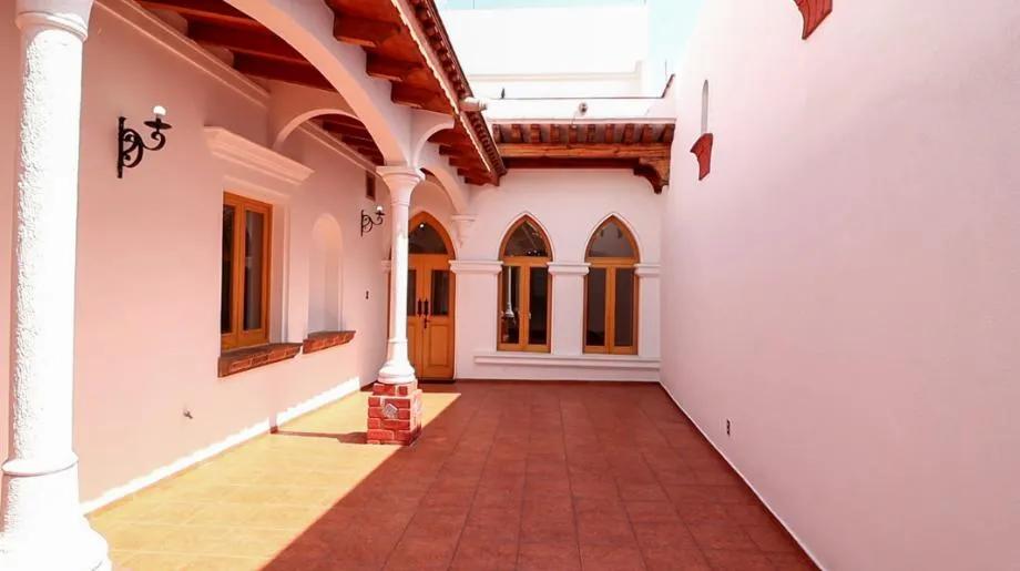secondary property images 0