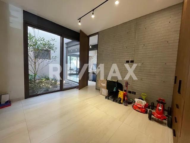 Property Image Property Image