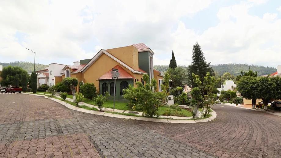 main property photo