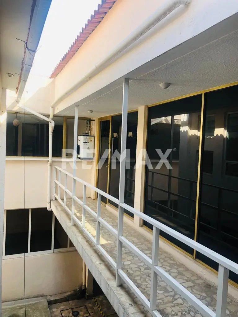 main property photo