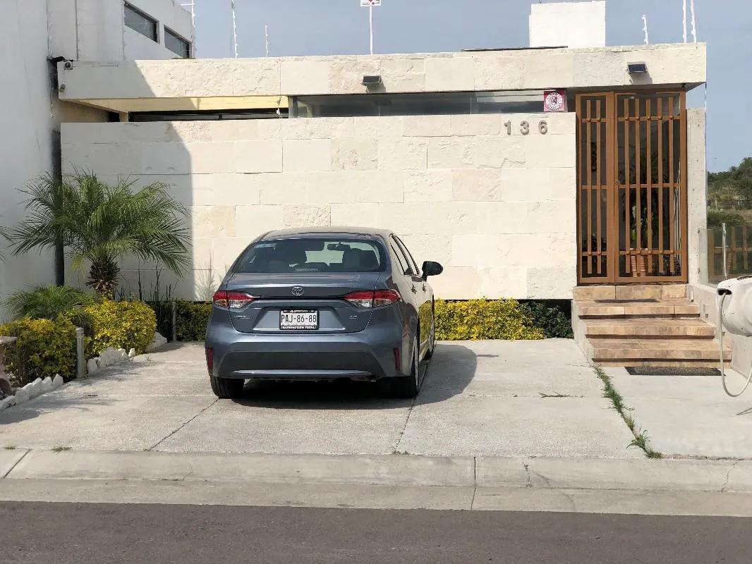 secondary property images 0