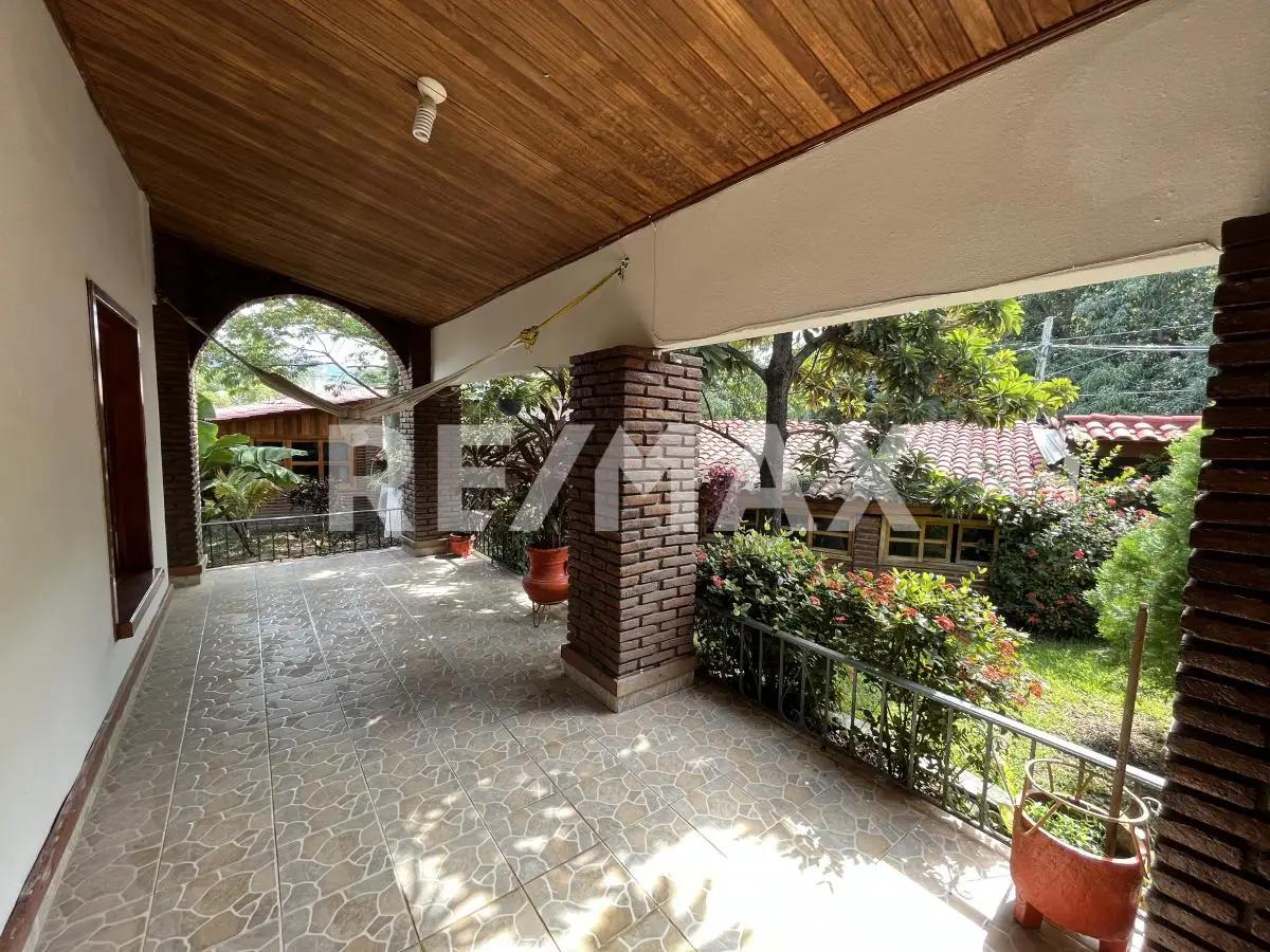 secondary property images 3