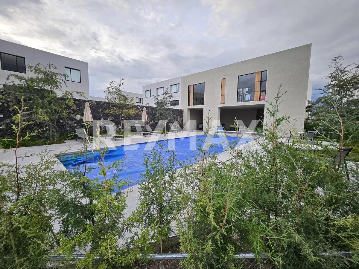 secondary property images 0