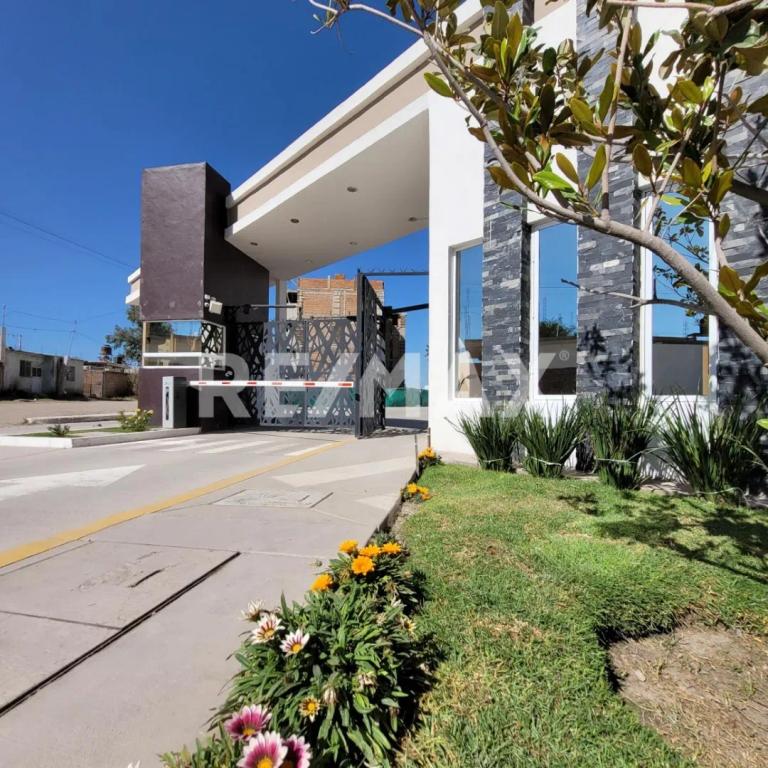 Property Image Property Image