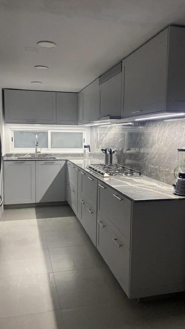 secondary property images 0