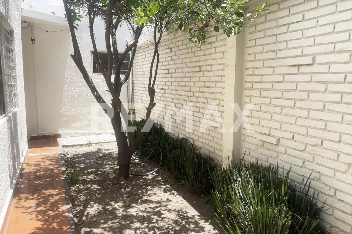 secondary property images 0