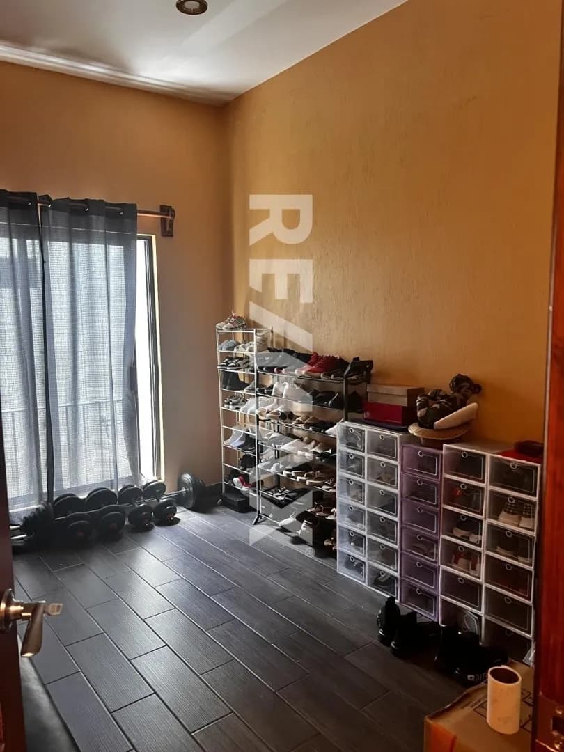 secondary property images 1