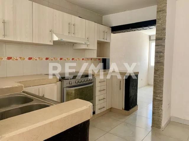 secondary property images 0