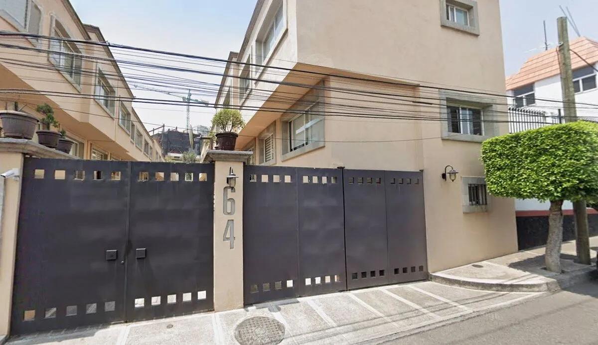 main property photo