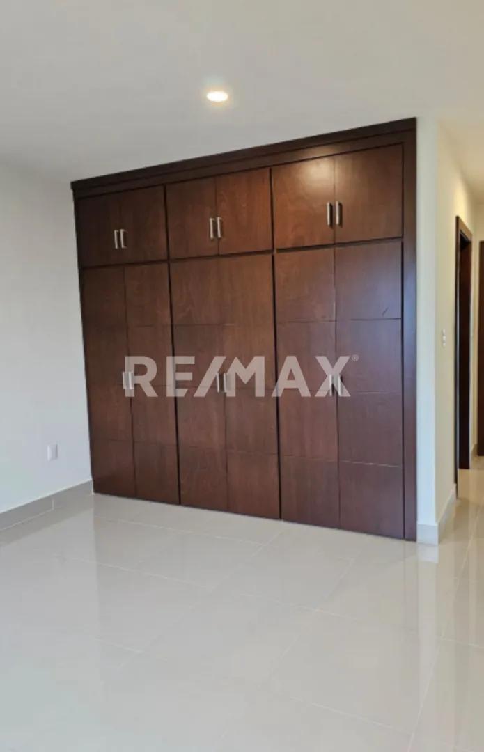 secondary property images 0