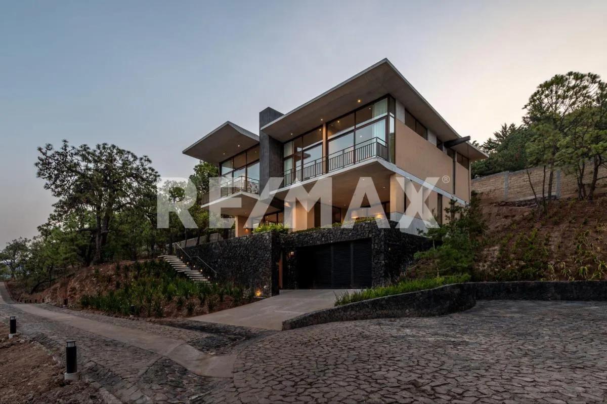 secondary property images 0