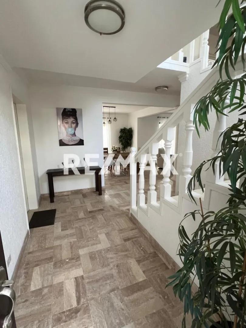 secondary property images 0