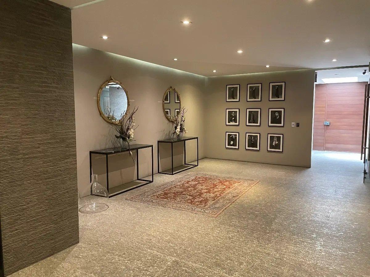 main property photo