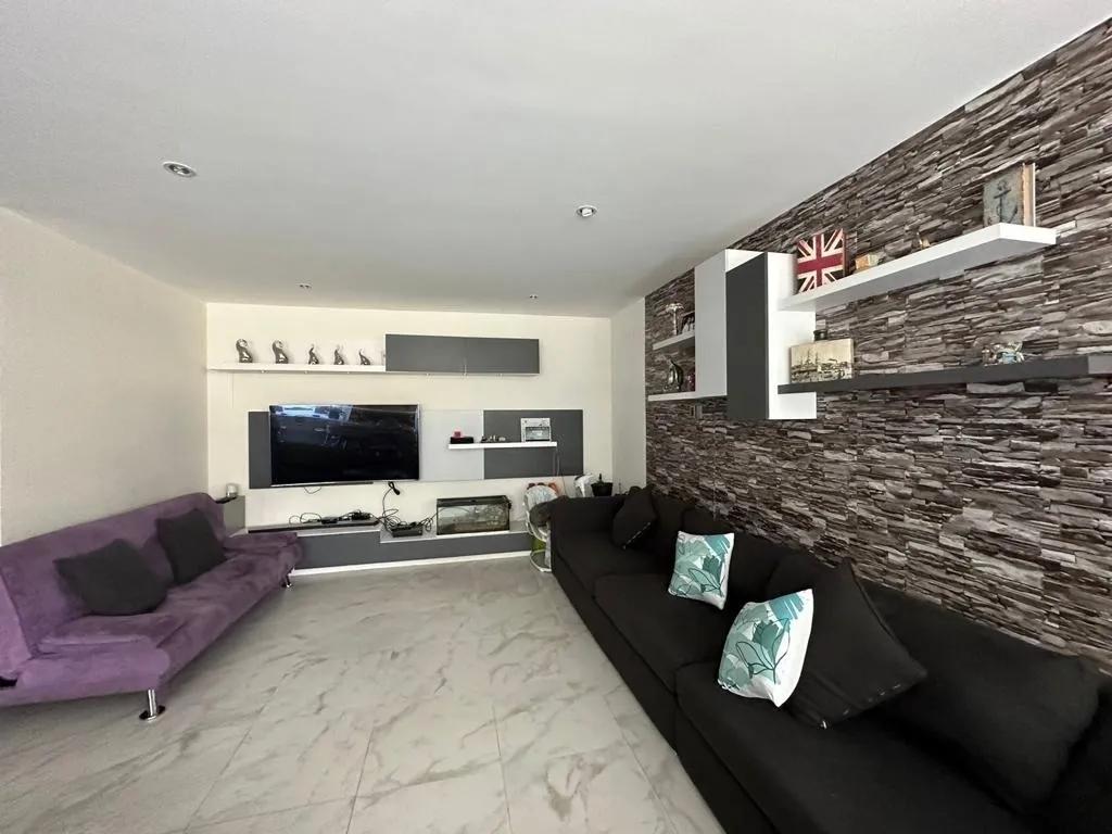 secondary property images 0