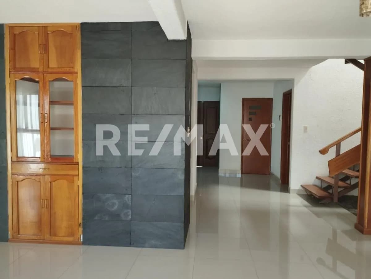 secondary property images 3