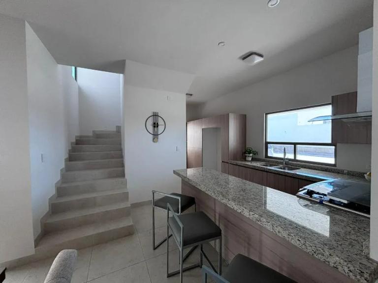 Property Image Property Image