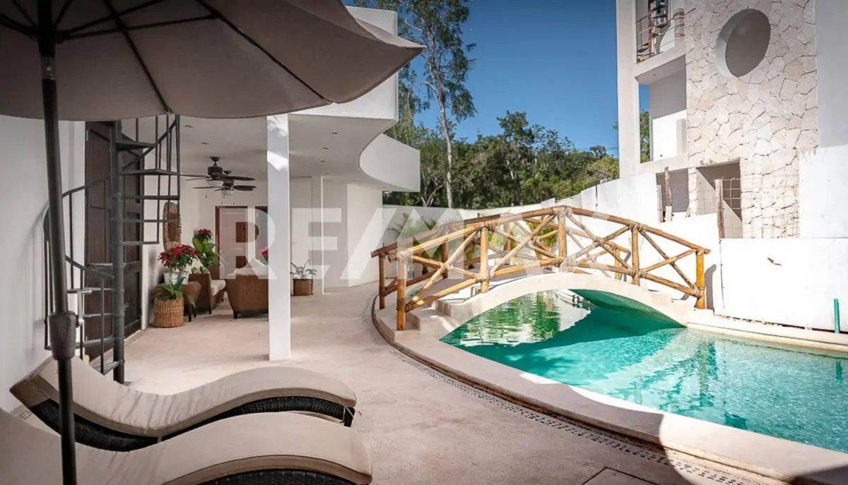 main property photo
