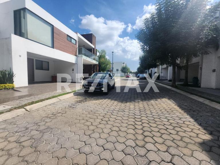 Property Image Property Image