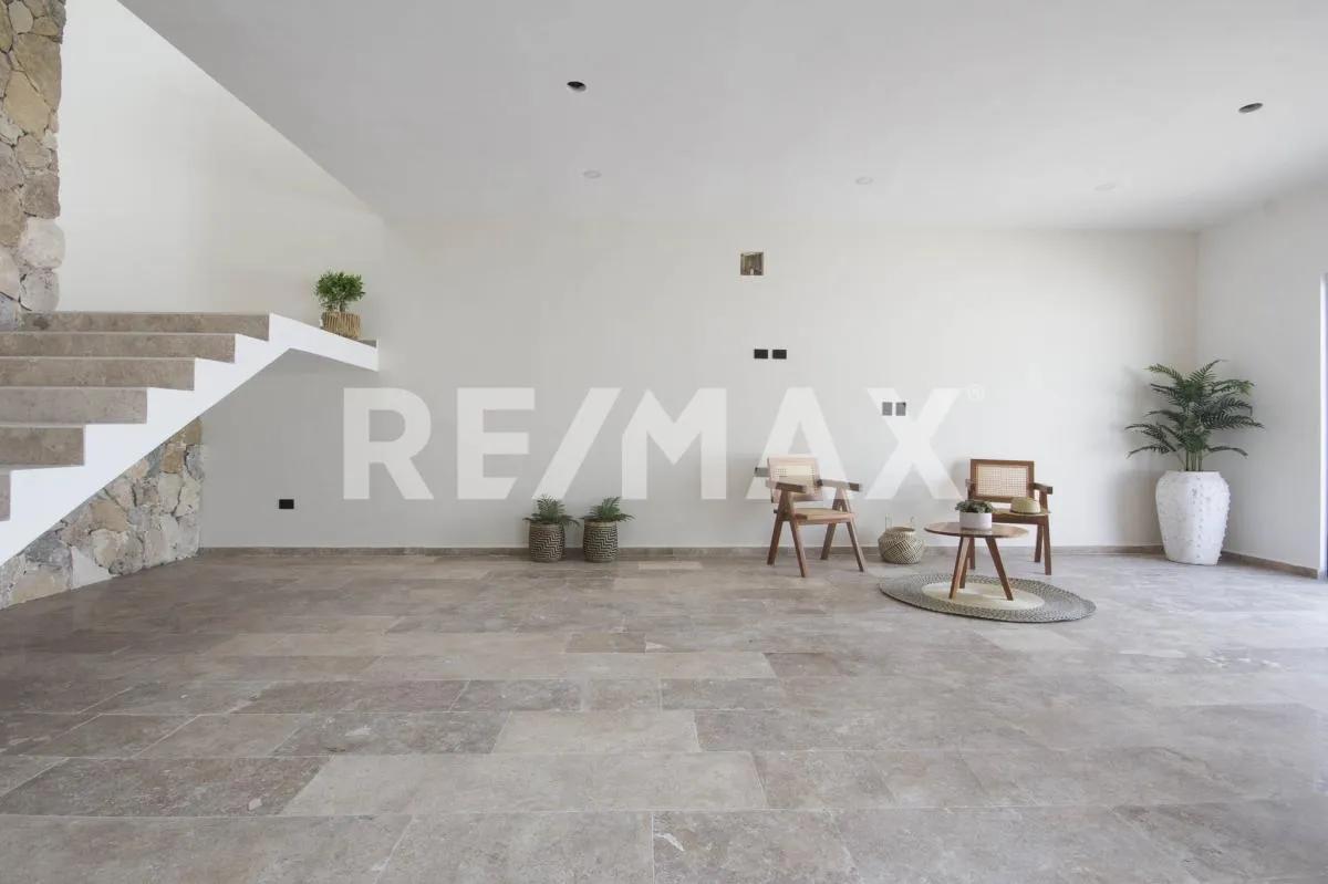 secondary property images 0